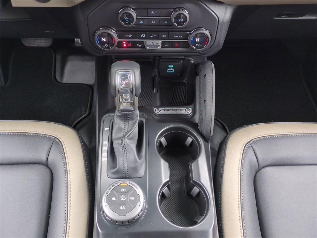 new 2025 Ford Bronco car, priced at $51,634