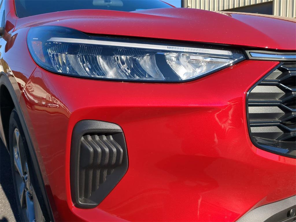 new 2025 Ford Escape car, priced at $24,629