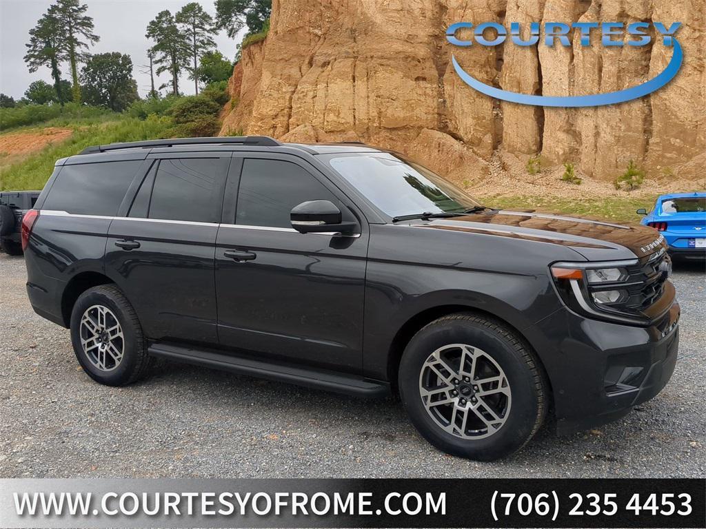 new 2025 Ford Expedition car, priced at $66,204