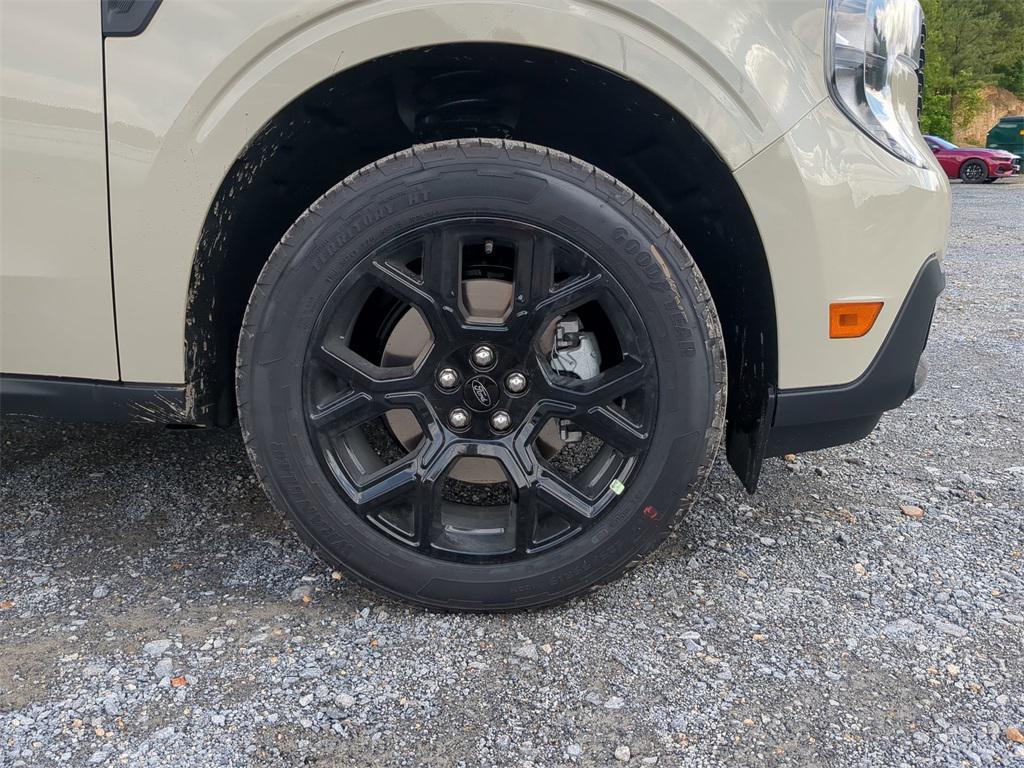 new 2025 Ford Maverick car, priced at $33,739
