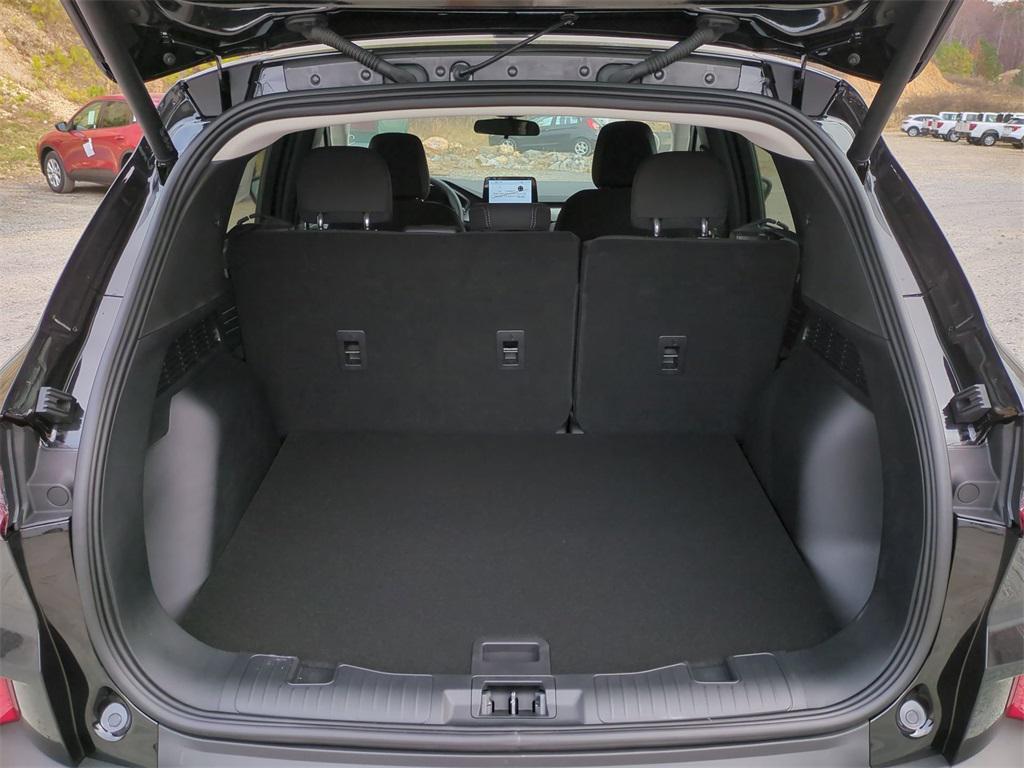 new 2026 Ford Escape car, priced at $28,684