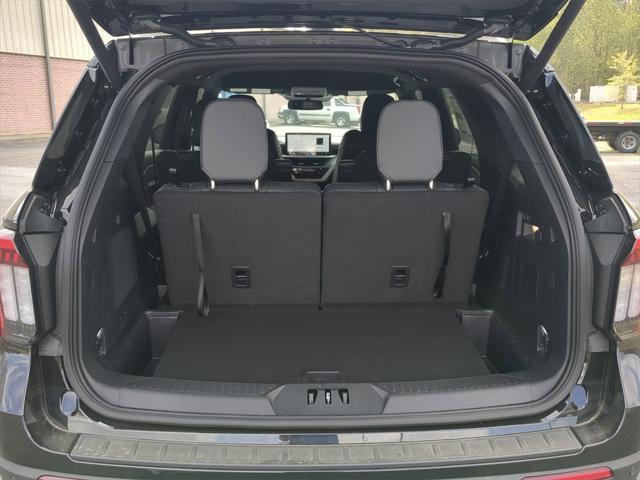 new 2025 Ford Explorer car, priced at $45,059