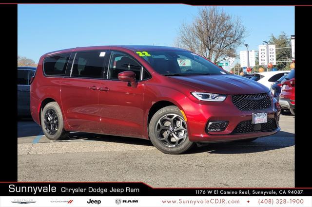 new 2022 Chrysler Pacifica Hybrid car, priced at $47,988