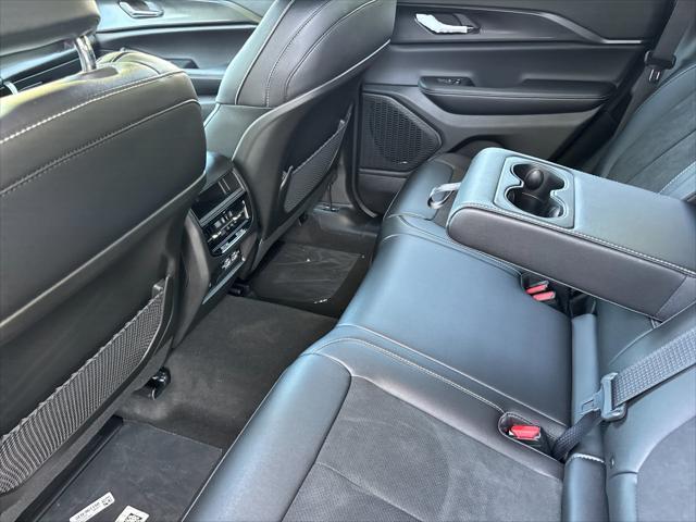 new 2025 Jeep Grand Cherokee car, priced at $49,170
