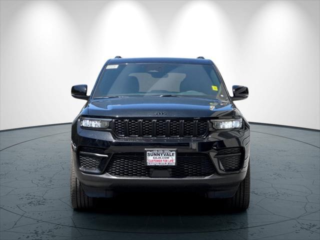 new 2025 Jeep Grand Cherokee car, priced at $49,170
