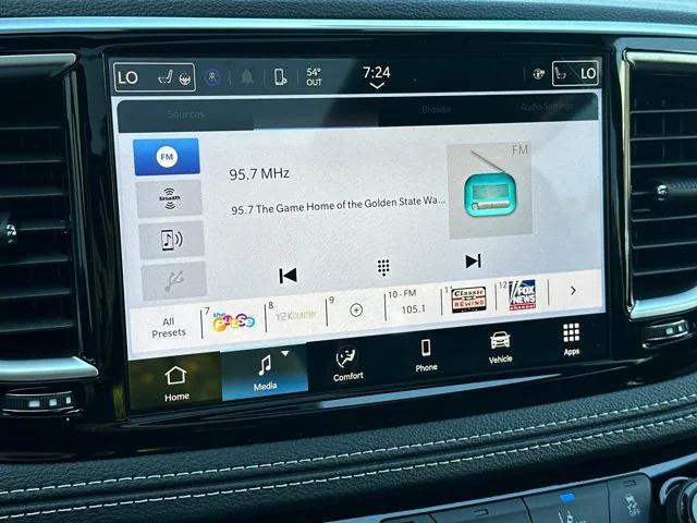 new 2025 Chrysler Pacifica Hybrid car, priced at $60,275