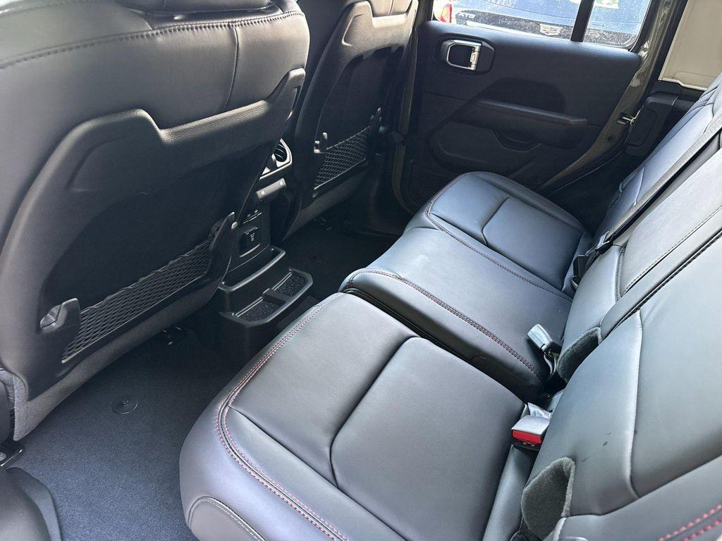 new 2025 Jeep Wrangler car, priced at $68,275