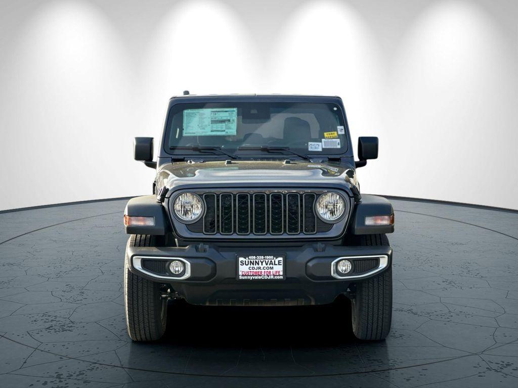 new 2025 Jeep Gladiator car, priced at $48,900