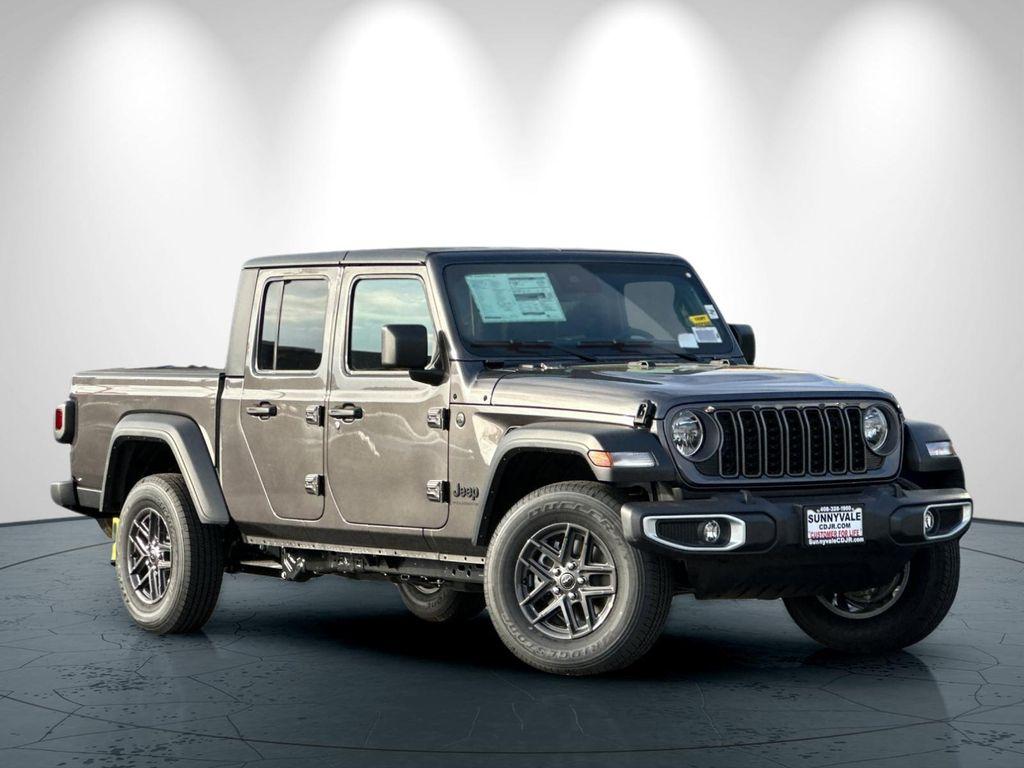 new 2025 Jeep Gladiator car, priced at $48,900