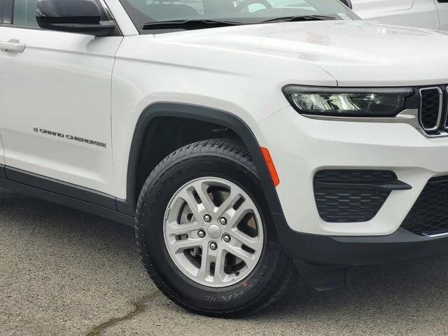 used 2024 Jeep Grand Cherokee car, priced at $32,989