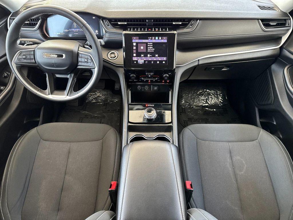 used 2024 Jeep Grand Cherokee car, priced at $30,499