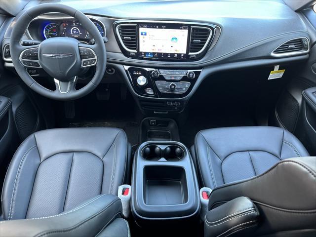new 2025 Chrysler Pacifica Hybrid car, priced at $59,250