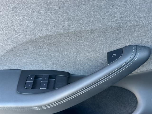 used 2025 Tesla Model 3 car, priced at $38,999