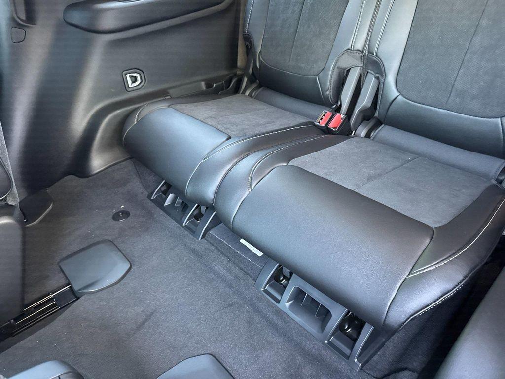 new 2025 Jeep Grand Cherokee L car, priced at $48,030