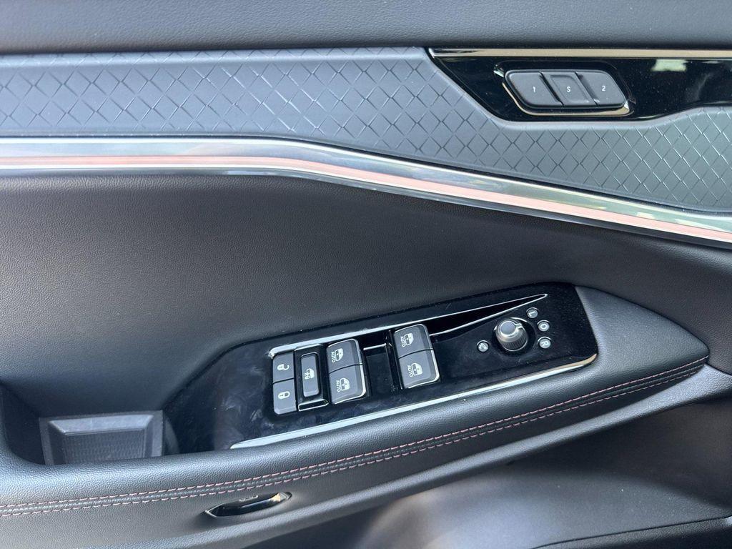new 2025 Jeep Wagoneer S car, priced at $67,590
