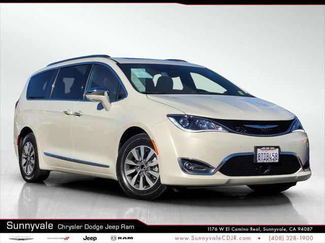 used 2020 Chrysler Pacifica Hybrid car, priced at $29,997