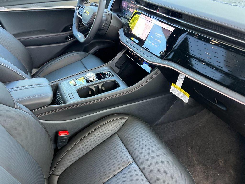 new 2025 Jeep Wagoneer S car, priced at $67,195