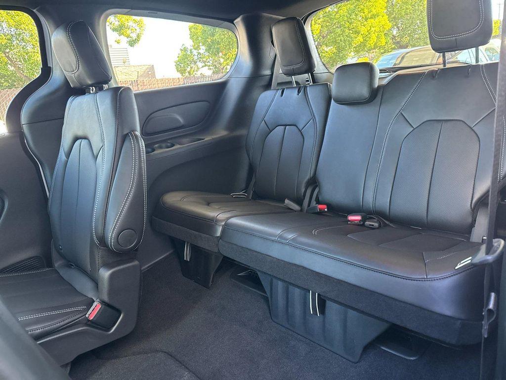 new 2026 Chrysler Pacifica car, priced at $51,585