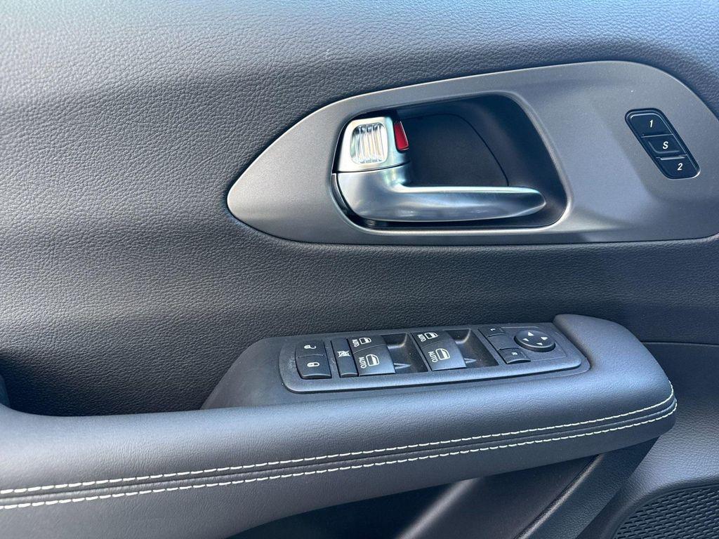 new 2026 Chrysler Pacifica car, priced at $51,585