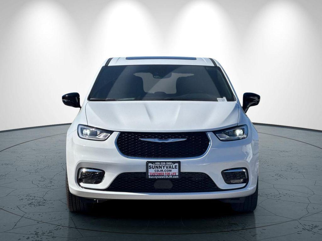 new 2026 Chrysler Pacifica car, priced at $51,585