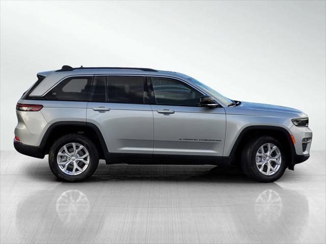 used 2023 Jeep Grand Cherokee car, priced at $34,599