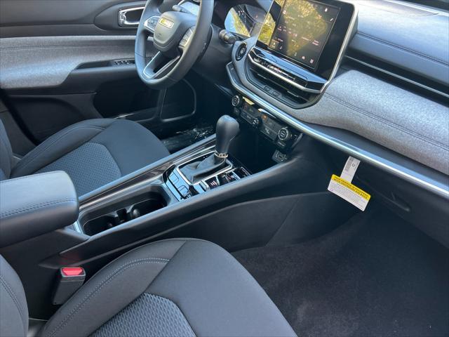 new 2025 Jeep Compass car, priced at $28,090