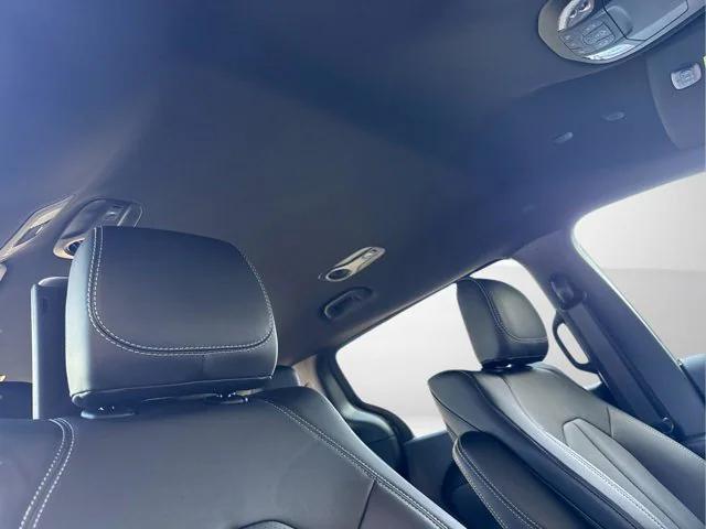 new 2025 Chrysler Pacifica Hybrid car, priced at $59,250
