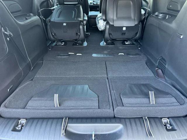 new 2025 Chrysler Pacifica Hybrid car, priced at $63,805