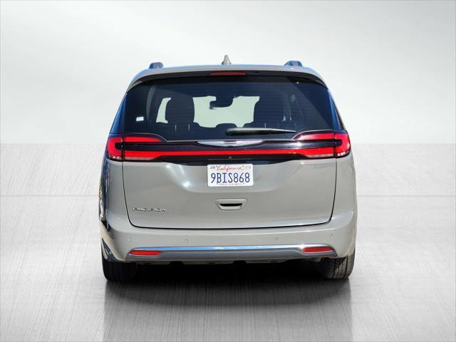 used 2022 Chrysler Pacifica car, priced at $20,687