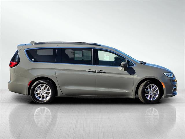 used 2022 Chrysler Pacifica car, priced at $20,687