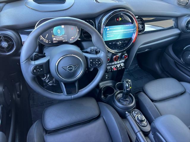 used 2022 MINI Hardtop car, priced at $25,990