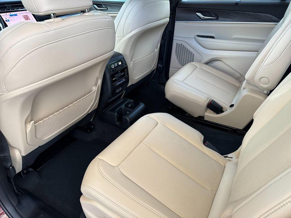 new 2025 Jeep Grand Cherokee L car, priced at $56,030