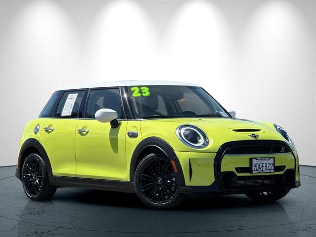 used 2023 MINI Hardtop car, priced at $27,499