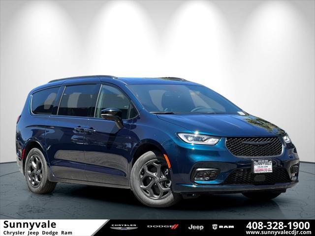 new 2025 Chrysler Pacifica Hybrid car, priced at $64,300