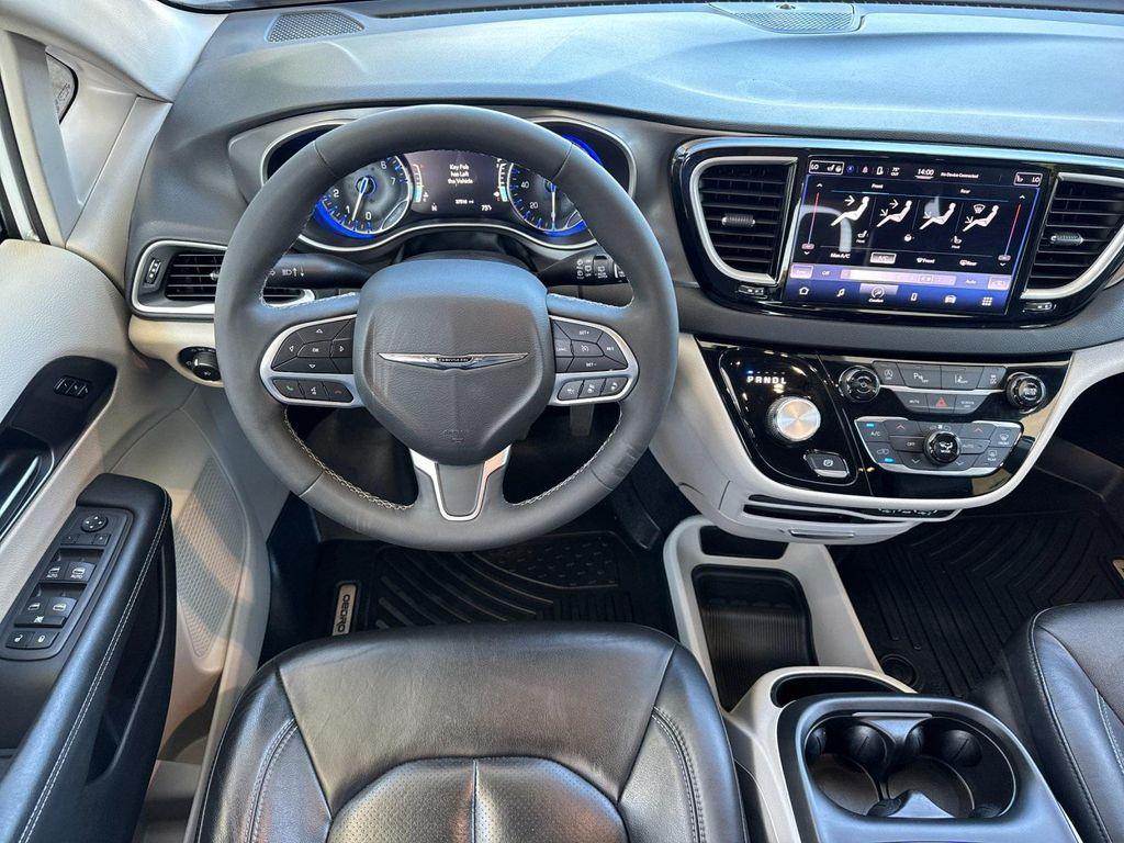 used 2022 Chrysler Pacifica car, priced at $27,357