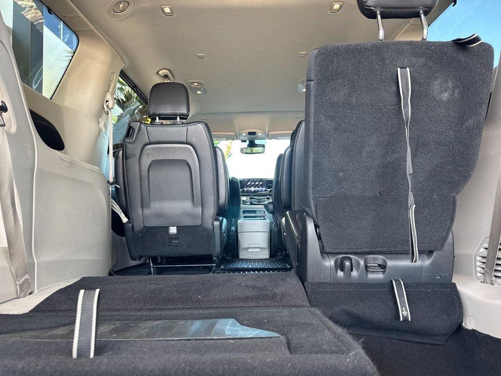 used 2022 Chrysler Pacifica car, priced at $27,357
