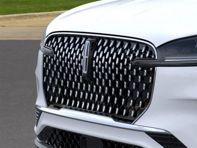 new 2025 Lincoln Aviator car, priced at $72,654