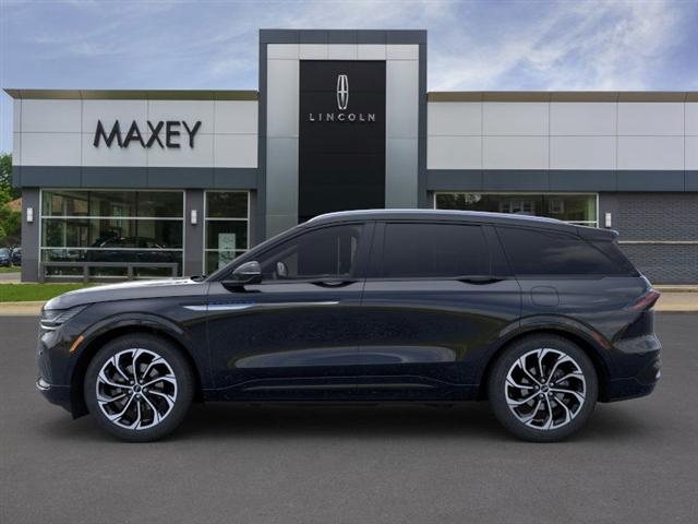 new 2025 Lincoln Nautilus car, priced at $59,317