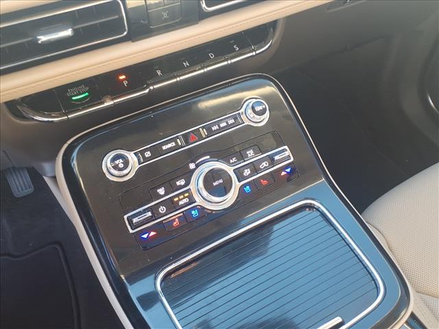 used 2022 Lincoln Nautilus car, priced at $35,345