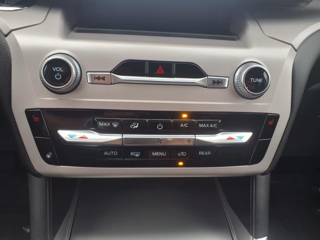 used 2023 Ford Explorer car