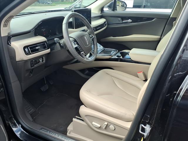 used 2023 Lincoln Nautilus car, priced at $31,595