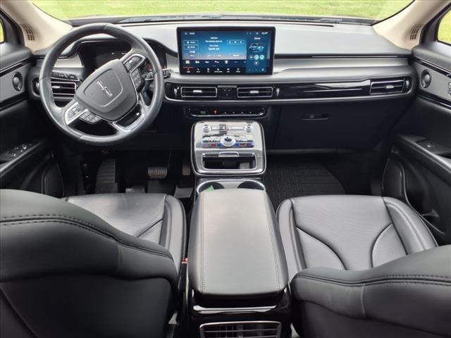 used 2023 Lincoln Nautilus car, priced at $41,890