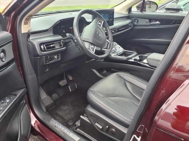 used 2023 Lincoln Nautilus car, priced at $41,890
