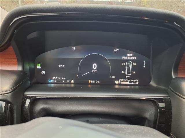 used 2022 Lincoln Nautilus car, priced at $32,599