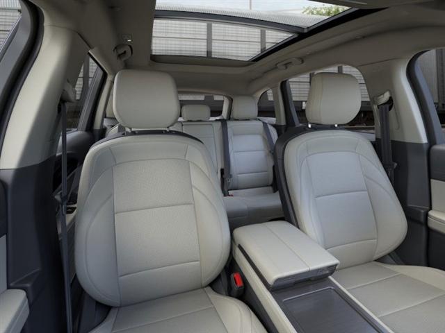 new 2026 Lincoln Nautilus car, priced at $60,077