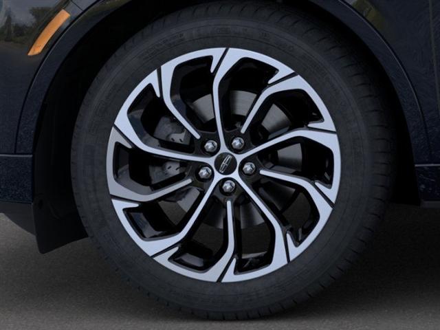 new 2025 Lincoln Nautilus car, priced at $63,059