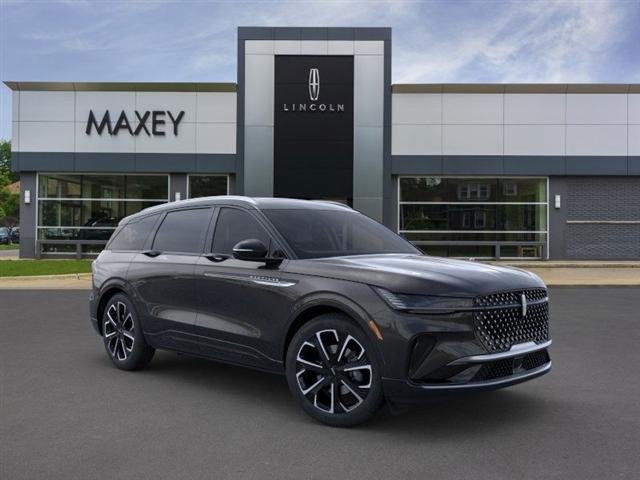 new 2025 Lincoln Nautilus car, priced at $58,204