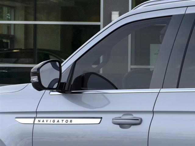 new 2025 Lincoln Navigator L car, priced at $96,750
