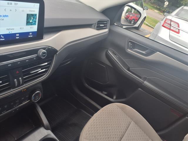 used 2022 Ford Escape car, priced at $24,995