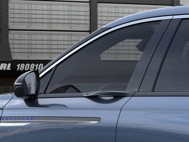 new 2025 Lincoln Nautilus car, priced at $55,572